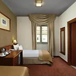 Mercure Magyar Kiraly 4*
