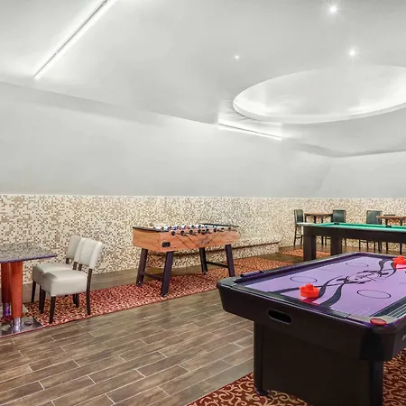 Mercure Magyar Kiraly Hotel 4*