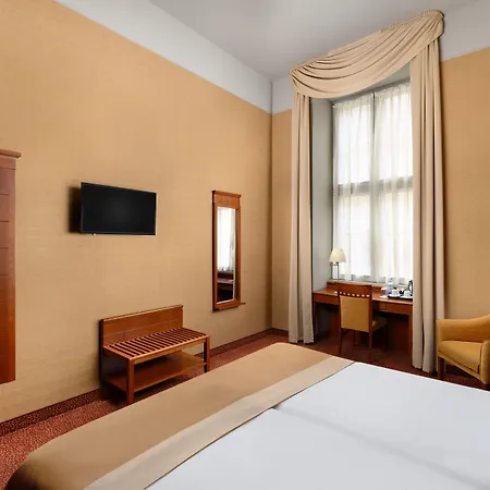 ホテル Mercure Magyar Kiraly