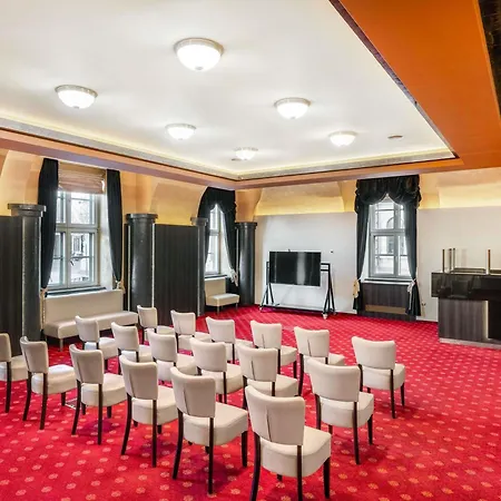 Hotel Mercure Magyar Kiraly 4*