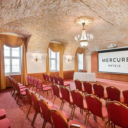 מלון Mercure Magyar Kiraly Székesfehérvár