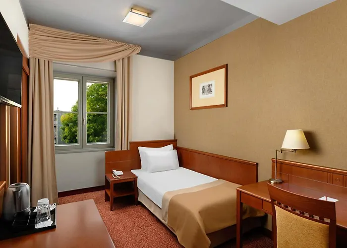 Mercure Magyar Kiraly 4* Székesfehérvár