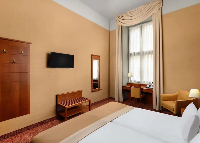 Otel Mercure Magyar Kiraly 4*