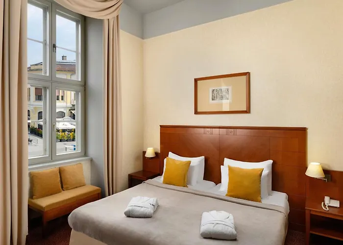 Mercure Magyar Kiraly מלון Székesfehérvár