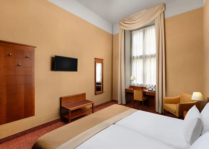 Otel Mercure Magyar Kiraly